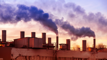 Air Pollution Linked to Heightened Risk of Dementia