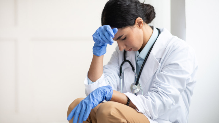 Women in Healthcare Face Higher Stress and Burnout Rates, Study Reveals