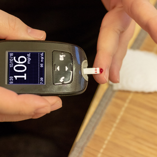 Study Reveals Blood Sugar Management Key to Stroke Recovery