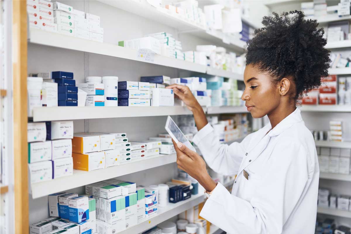 How to Cut Prescription Prices Without Insurance – Explore tips like generics, assistance programs, and savings cards to lower costs.